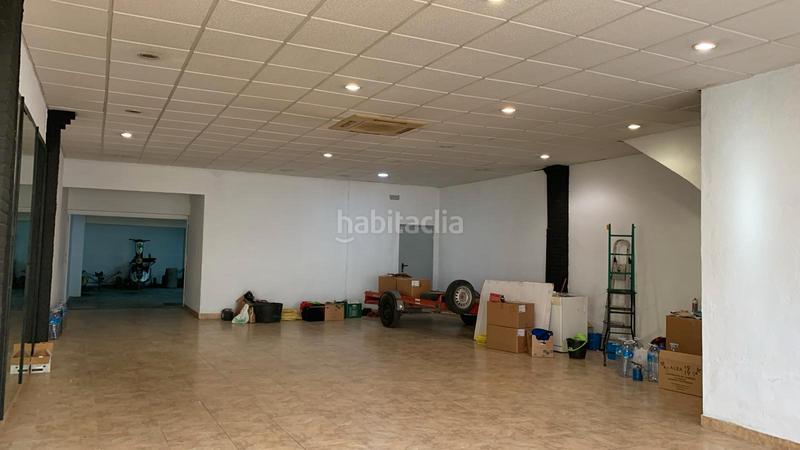 Foto 1a2fc12b-4083-4238-b5be-f660293438c1. Lloguer local comercial a L´Espirall Vilafranca del Penedès