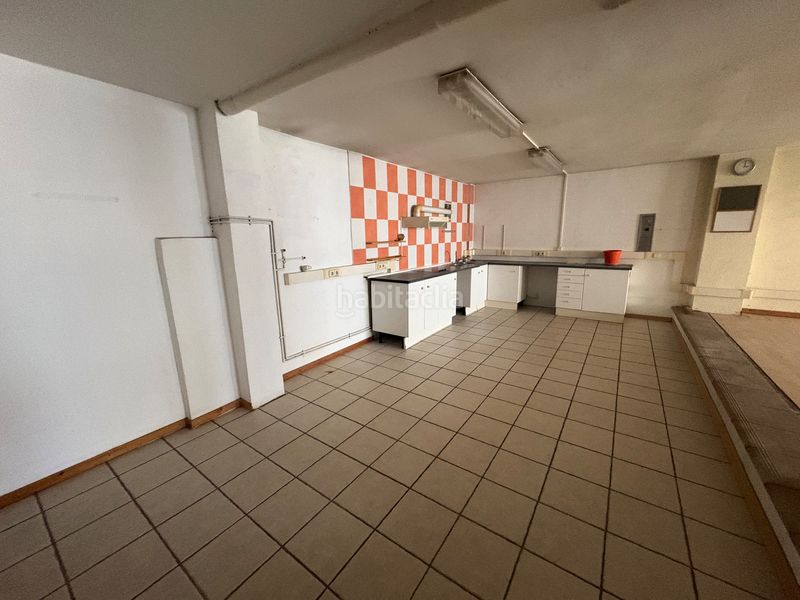 Foto ee48eb23-e7d5-4d69-9178-de8acc11eb47. Rent business premise in L´Espirall Vilafranca del Penedès
