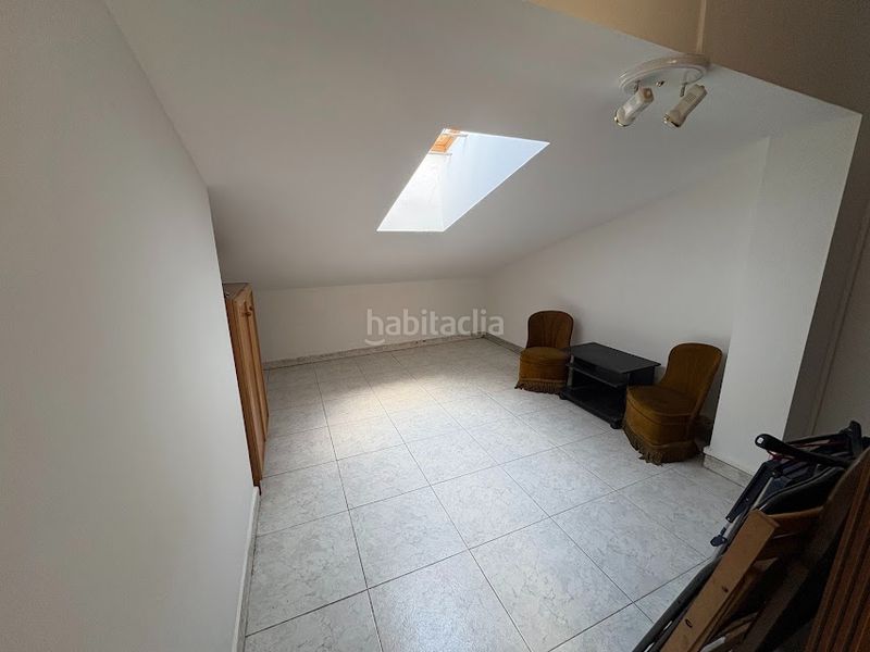 Foto 95ffe7f9-6cb2-40bc-b755-e53cd00a6f89. Büro in Olèrdola