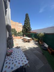 Location Appartement à Carrer de la parellada 24. Exclusiu pis amb terrassa