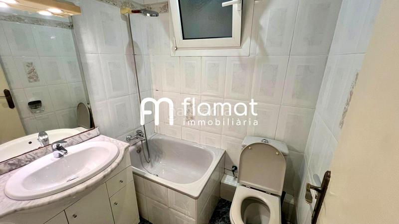 Foto 04d93db3-9a45-43dd-9337-e24fc45ed613. Piso  con terraza en avenida merdiana en Navas Barcelona