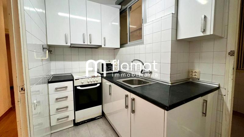 Foto 12901d0c-60e9-4d4e-9440-47bd30bf8290. Piso  con terraza en avenida merdiana en Navas Barcelona