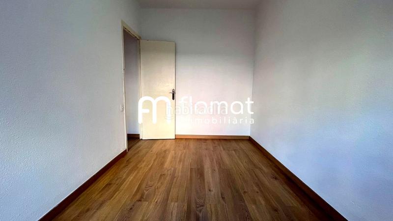 Foto a3002380-e06b-4a24-8ba6-ca8b8f51cd7f. Piso  con terraza en avenida merdiana en Navas Barcelona