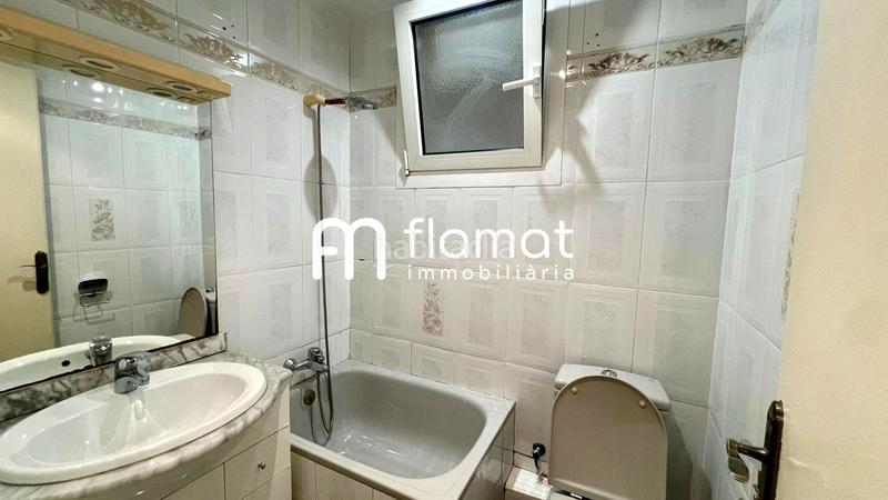 Foto adea2056-50cb-49b6-bea4-627823d015ac. Piso  con terraza en avenida merdiana en Navas Barcelona