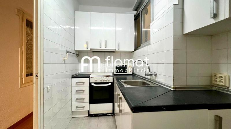 Foto b4ea0dd1-56cc-464f-b623-4de8036bf615. Piso  con terraza en avenida merdiana en Navas Barcelona