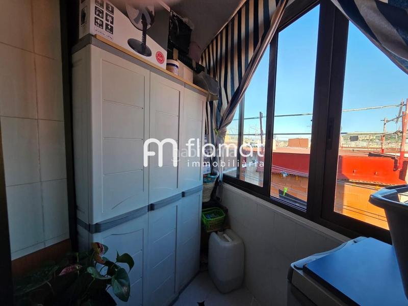 Foto e8389aaf-b771-4101-908a-9a4acbc862fd. Piso  en venta en Santa Rosa Santa Coloma de Gramenet