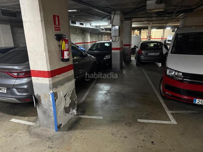 Foto 99c6a0a1-1a87-48dc-87d6-bf143353335f. Aparcament cotxe a Sant Andreu de Palomar Barcelona