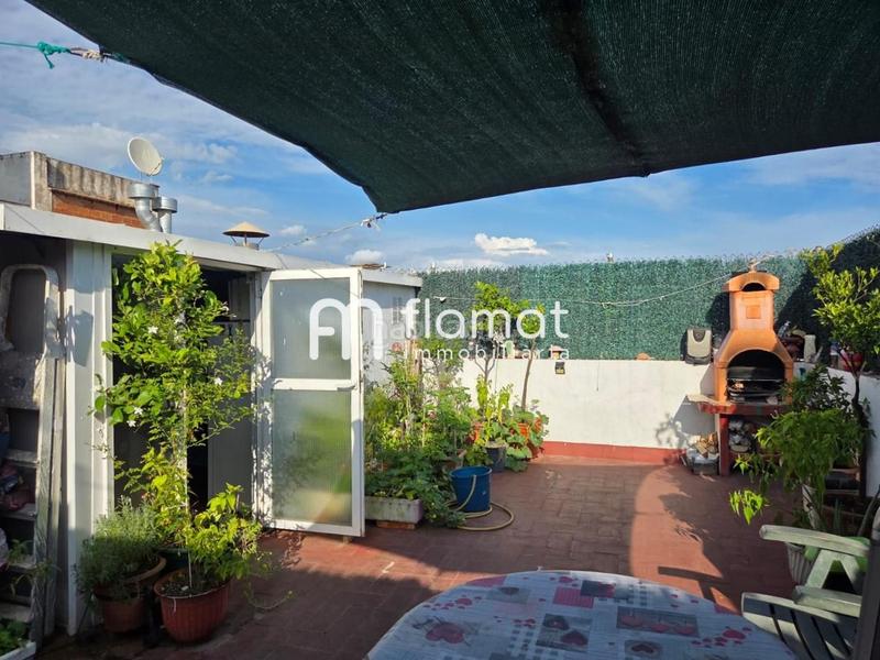 Foto 27ddf039-0c61-43e8-898b-fc7b9d163f5f. Zweistöckige wohnung in Can Mariner Santa Coloma de Gramenet