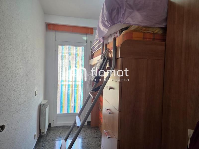 Foto 571f2bb8-9746-44aa-9159-8d195405656b. Zweistöckige wohnung in Can Mariner Santa Coloma de Gramenet