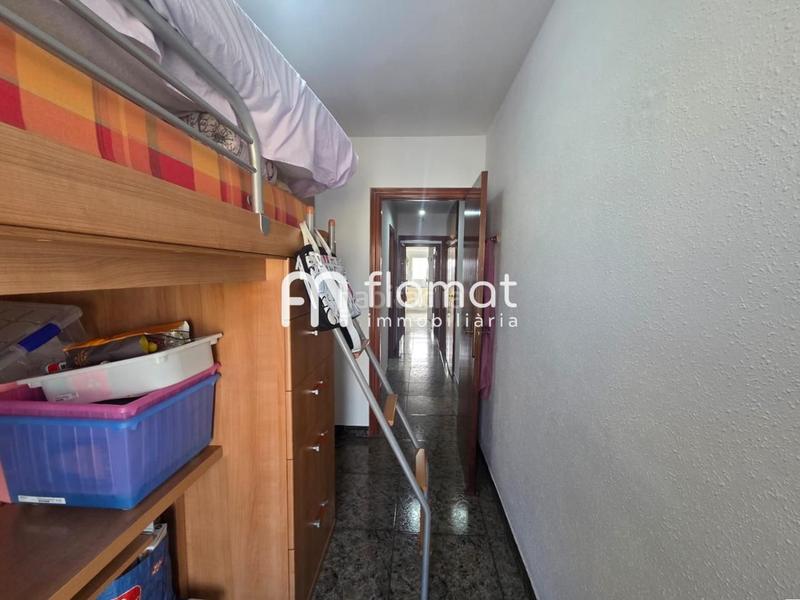 Foto 87beb4e4-29bc-4d0d-9ca7-e0f9075ad350. Zweistöckige wohnung in Can Mariner Santa Coloma de Gramenet