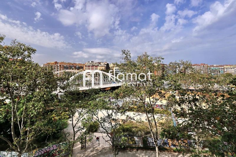 Foto a4c71bfc-3f84-4db7-aebd-d494b9d0db20. Pis a Sant Martí de Provençals Barcelona