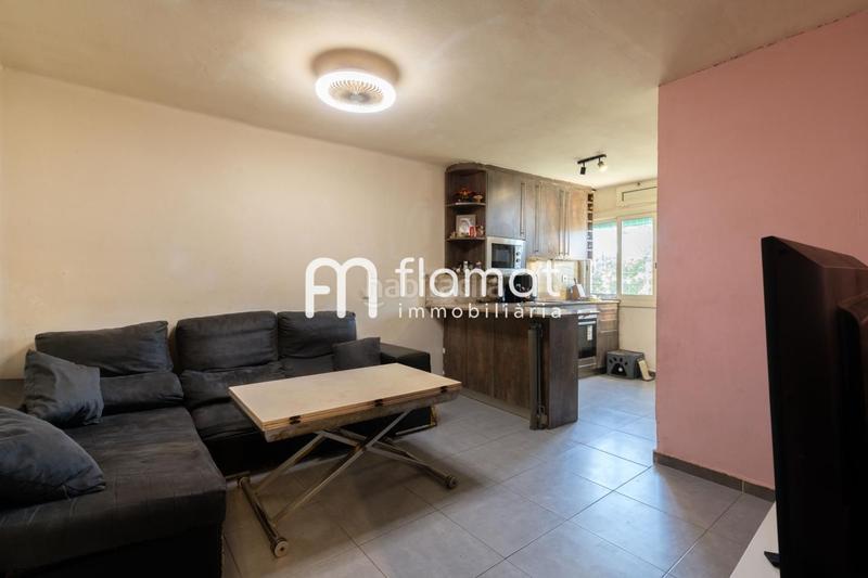 Foto 8b6d6900-85cf-450c-8095-5c859fd9490d. Etagenwohnung in Puigfred Badalona