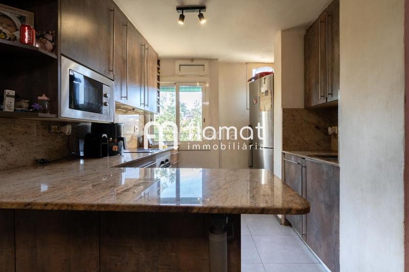 Foto b5062870-5cd1-434e-85f2-0e685df9001b. Etagenwohnung in Puigfred Badalona