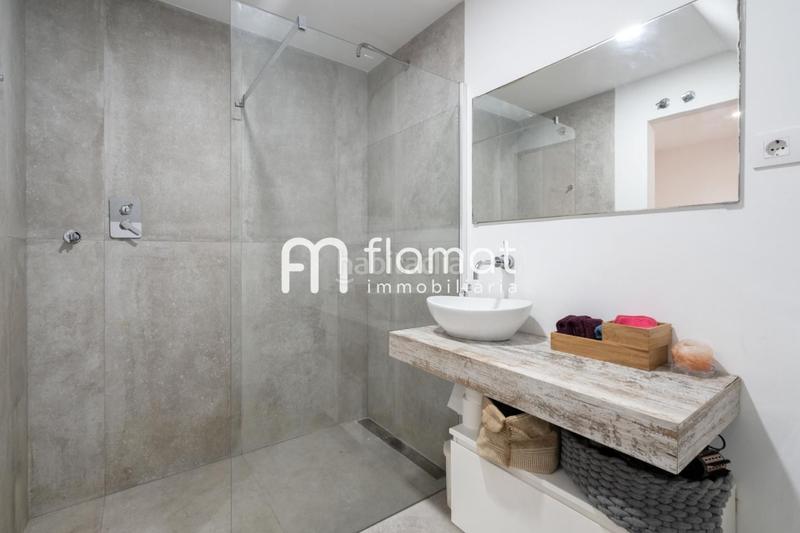 Foto 0873e8ae-9e4a-4769-bbf0-a501dcf9f87b. Planta baixa a Centre Badalona