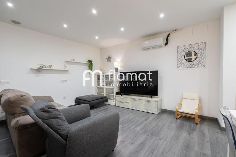 Foto 26dc51ea-6c2a-4f19-a962-b6dee813dddd. Planta baixa a Centre Badalona