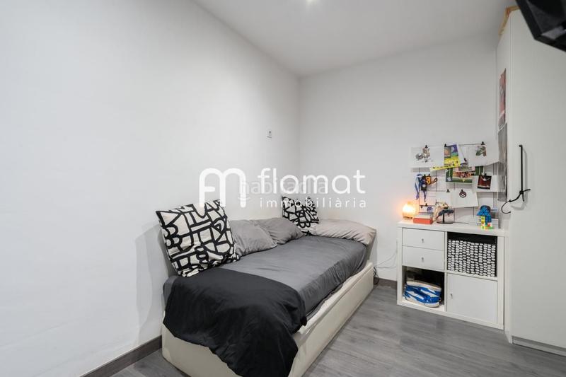 Foto 46c1fcaa-afbf-42bc-8eb0-7e5e95004da0. Planta baixa a Centre Badalona