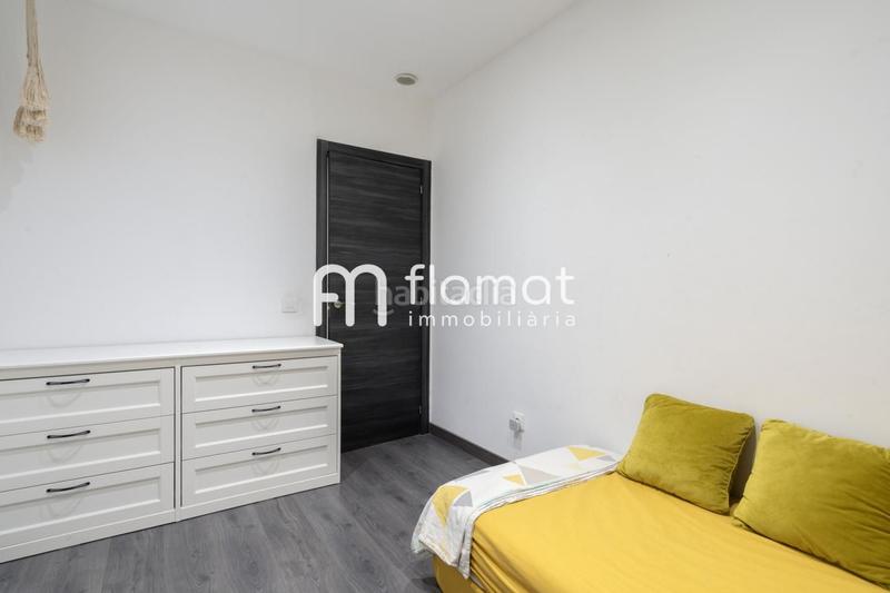 Foto 7fc8876d-228b-4329-a7b9-e6b3f7dca15c. Planta baixa a Centre Badalona