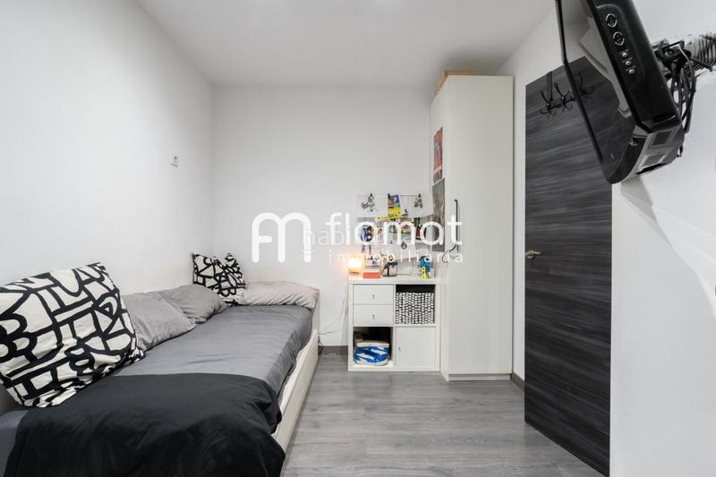 Foto b56f6558-2bf8-44ac-be49-1c4c62ed1d14. Planta baixa a Centre Badalona