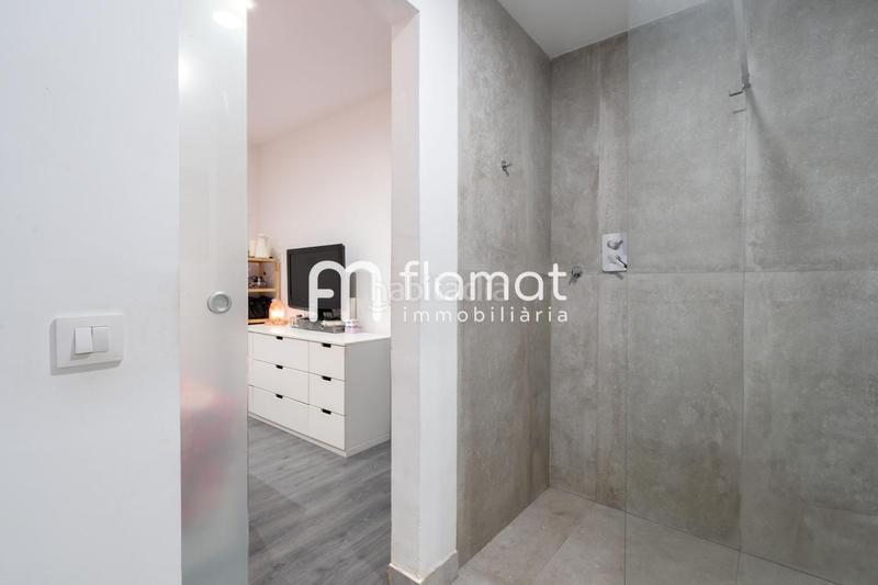 Foto b78727f9-5dd4-44c8-87b8-531ba91283b5. Planta baixa a Centre Badalona