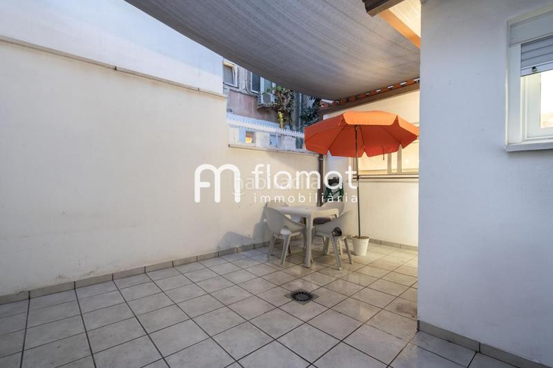 Foto e5fd33f8-813e-4999-ab41-8f16b0d380a7. Planta baixa a Centre Badalona