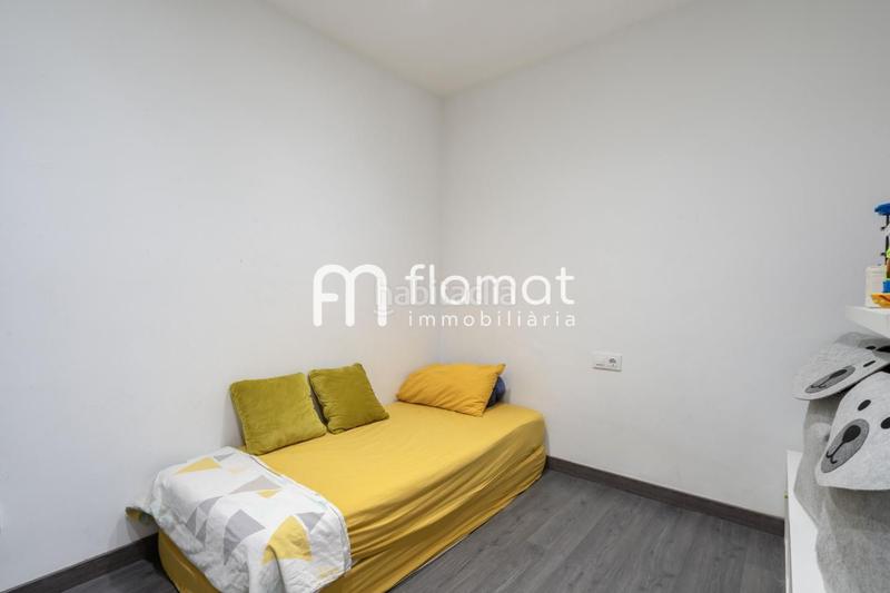 Foto f382e9da-c663-405d-aded-f99b8982aebd. Planta baixa a Centre Badalona