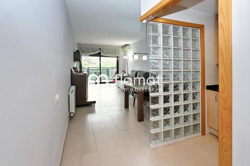 Foto 24b6ba44-b883-4d01-9fa1-3ffe2ab64c4c. Etagenwohnung mit heizung in Puigfred Badalona