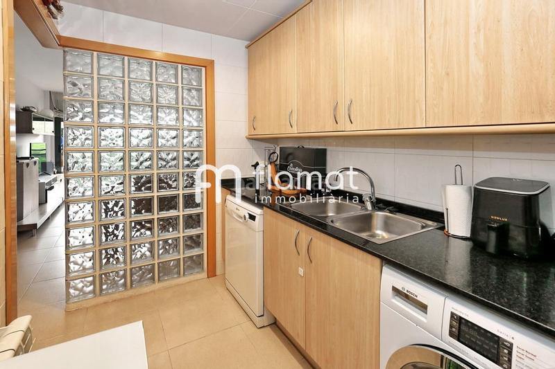 Foto 05870f8a-5b3f-487c-8582-1efc233912c0. Piso en Puigfred Badalona