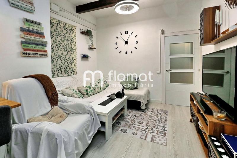 Foto c3d7df62-deab-44a0-a5e7-4d08f104f9a5. Appartement dans El Camp de l´Arpa del Clot Barcelona