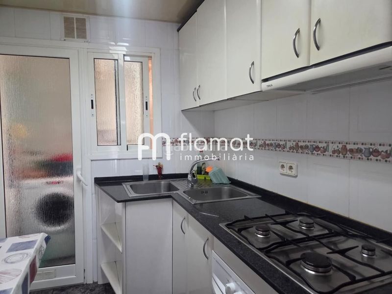 Foto 4441bbac-a7a6-448f-a35d-844c680b4d4e. Piso en Lloreda Badalona