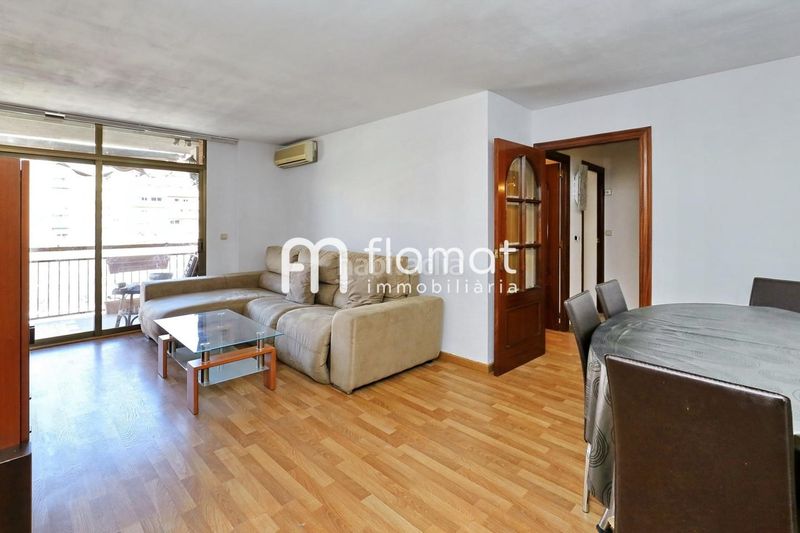 Foto 676fa054-49b3-4dc9-8123-9c7c1323b1bd. Pis a Provençals del Poblenou Barcelona