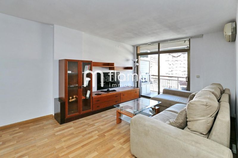 Foto d39dfc3f-50f7-47dd-9d9b-a9706add8333. Pis a Provençals del Poblenou Barcelona