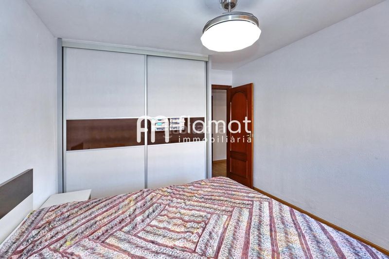 Foto ec9a3570-def7-41e7-8dbc-b9db5a689732. Pis a Provençals del Poblenou Barcelona