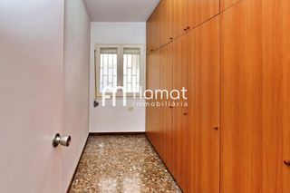 Pis  De biscaia. Piso con balcon
