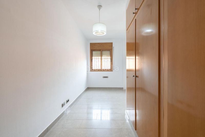 Foto 1c95991b-4b38-48f4-9e2c-e09fa66aef8c. Dúplex a Fondo Santa Coloma de Gramenet