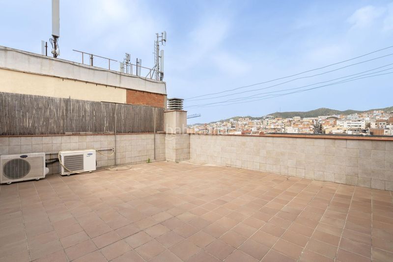 Foto 40de13a9-da82-4980-a9db-2989b588bfeb. Dúplex a Fondo Santa Coloma de Gramenet