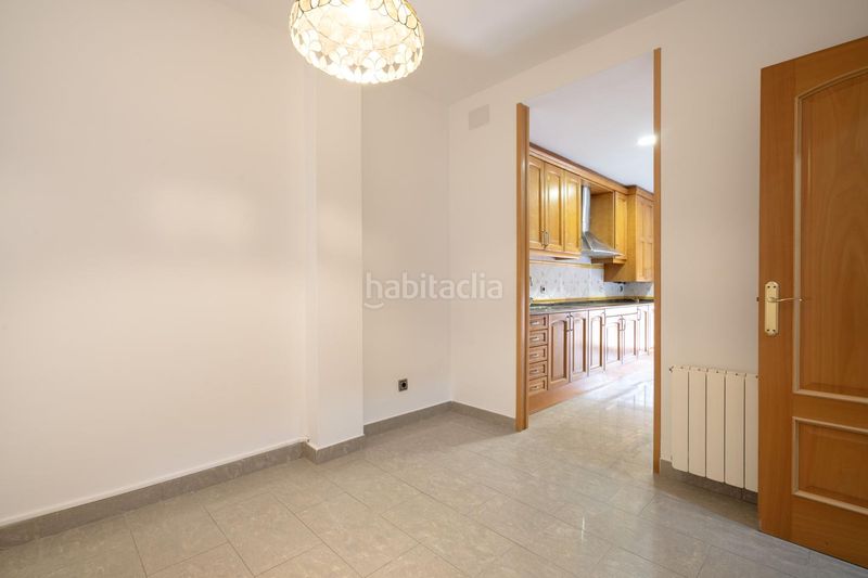 Foto 6324d96d-4dd3-4a46-92be-1de0d8875444. Dúplex a Fondo Santa Coloma de Gramenet