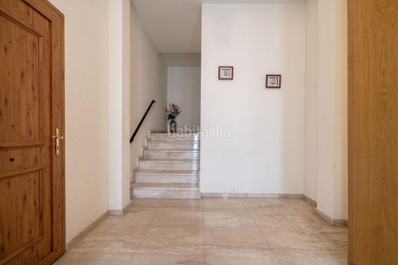 Foto ab90fdfd-3480-4856-86cf-785a688bf220. Dúplex a Fondo Santa Coloma de Gramenet