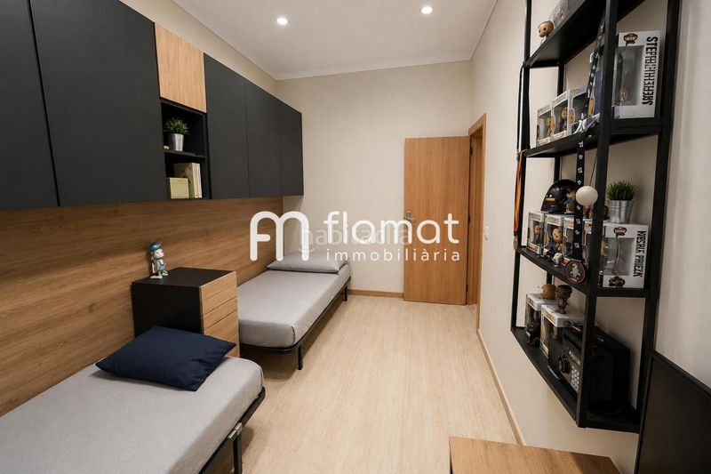 Foto 3dbd9022-fbf9-496c-aa8c-a95f640e26b9. Planta baixa a Sant Crist Badalona