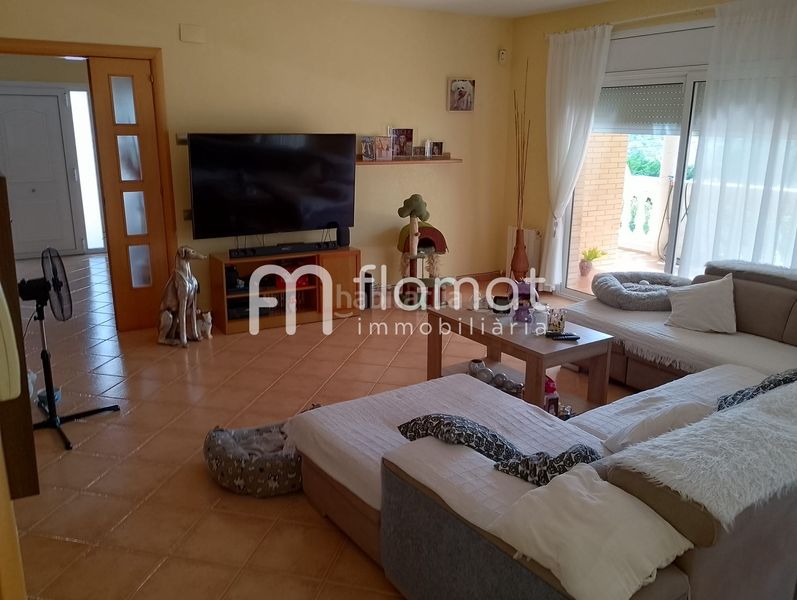 Foto fc5d75f5-f2a5-43a4-b0e4-15e7f05d3cac. Casa amb aparcament a Terrafortuna - Puig Ventós Vidreres