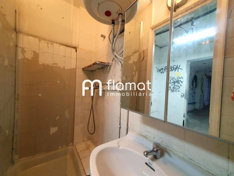 Foto 578b9970-ef28-4363-9ad2-d1fc3bb0d1d5. Rent business premise in Navas Barcelona