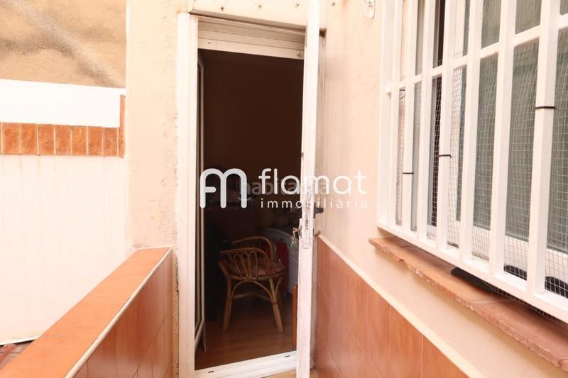 Foto 8c1f1cdf-e047-461c-b036-aff0a9217320. Planta baja  en barrio latino en Llatí Santa Coloma de Gramenet