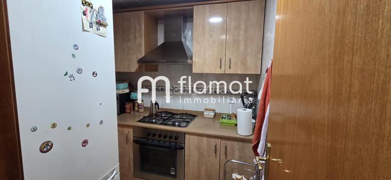 Foto bc7d3b78-2dde-4940-a942-b5c7b86ce04d. Planta baja  en barrio latino en Llatí Santa Coloma de Gramenet