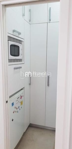 Foto a54f9b7f-bbfe-4d39-8b82-ba8b699e46ad. Traspaso local comercial oportunidad de negocio! peluqueria en traspaso! en Santa Coloma de Gramenet