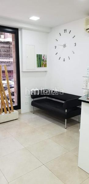 Foto ecee313d-708b-42aa-83f1-88822743a4a3. Traspaso local comercial oportunidad de negocio! peluqueria en traspaso! en Santa Coloma de Gramenet