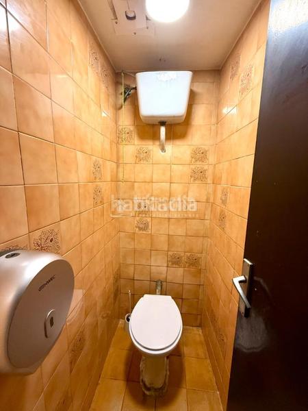 Foto 0dc65aae-3498-4a1f-8979-dc7560090bbc. Local commercial dans El Poble Sec - Parc de Montjuïc Barcelona