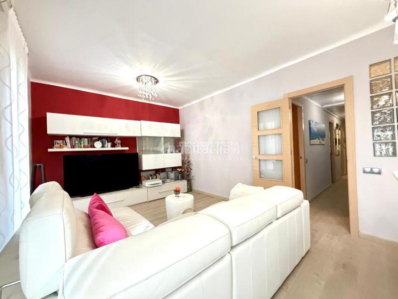 Foto 4c3d2151-f597-4c3d-8cf7-c00ecdcba6c7. Pis amb calefacció a El Poble Sec - Parc de Montjuïc Barcelona