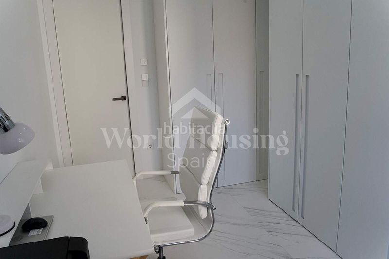 Foto fdcb3016-be02-4fde-ba1a-9694a46ca63f. Apartament amb calefacció aparcament a Centro Santa Pola