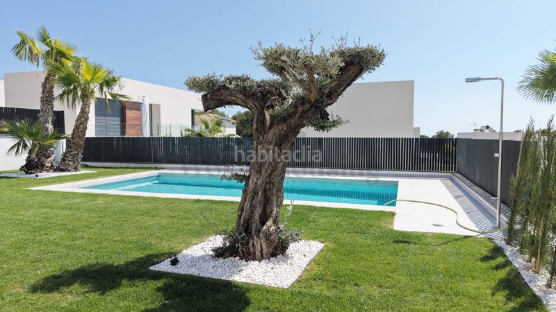 Foto dcad9618-4630-4f7a-85c6-b0b8fcd1a348. Xalet amb calefacció aparcament piscina a Golf Bahía Finestrat