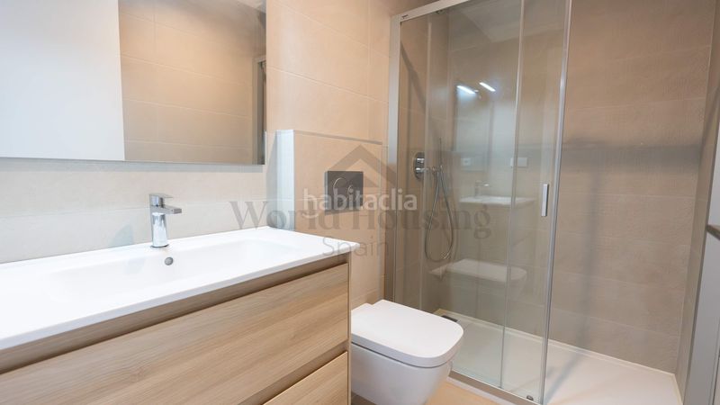 Foto 7b570b3a-08e0-4a4a-a0b6-acba006ac012. Casa amb calefacció aparcament piscina a Playa Tamarit-Playa Lissa Santa Pola