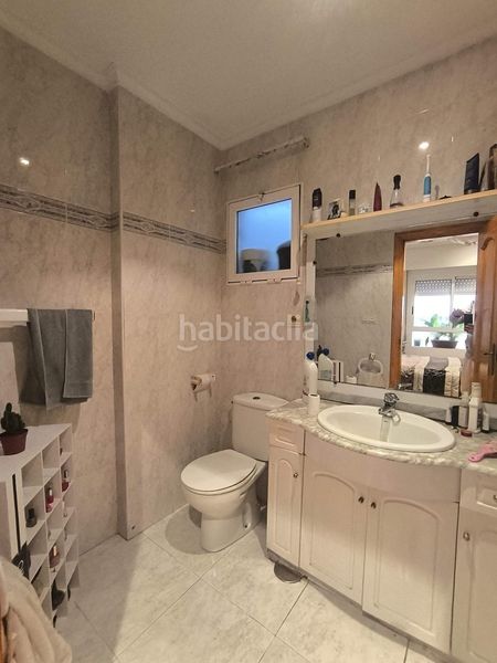 Foto 1f2a1494-f7d7-4eb1-bbfb-f1de7594e6be. Planta baixa a Norte Santa Pola